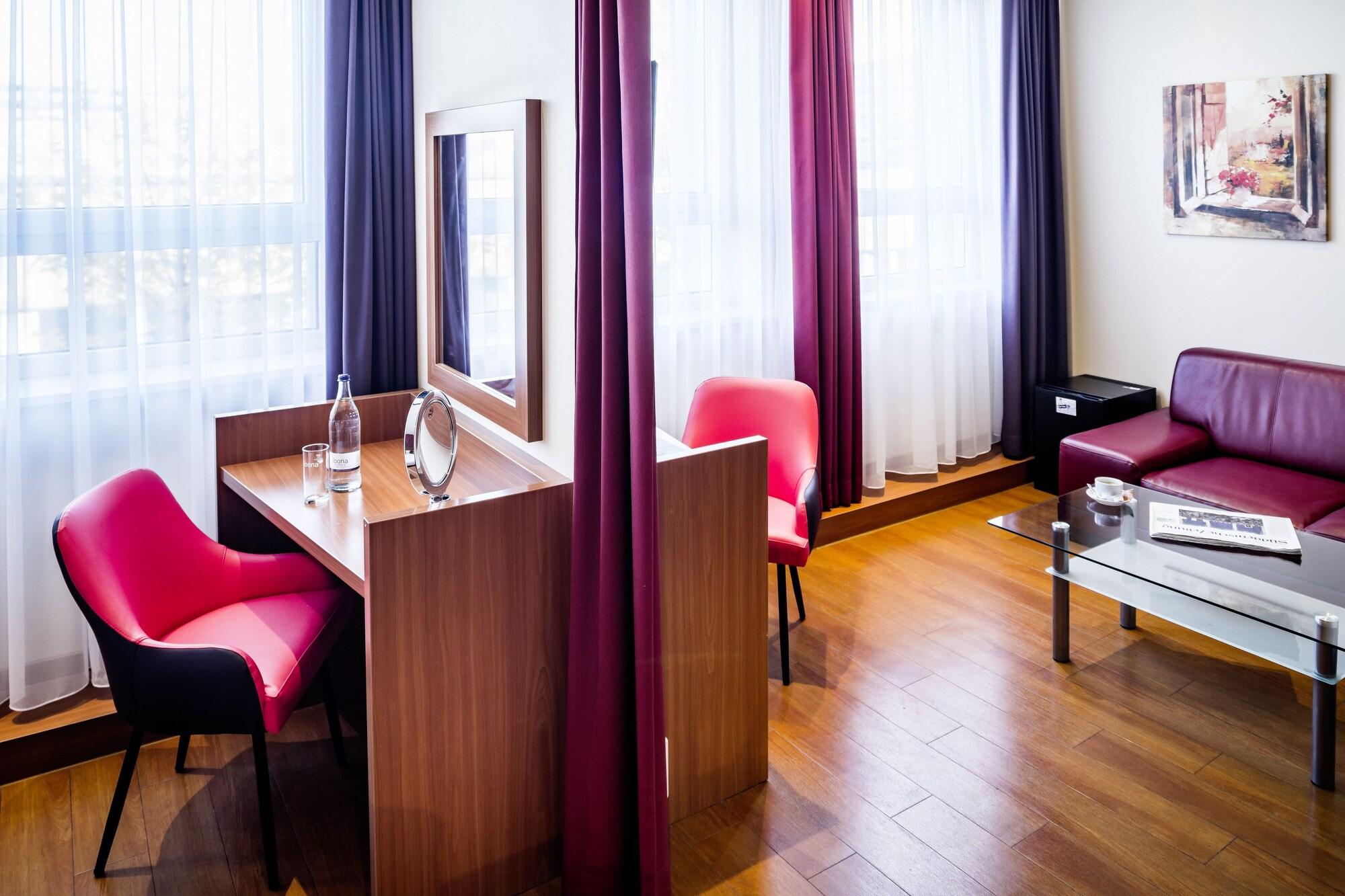 Star G Hotel Muenchen Schwabing Екстериор снимка